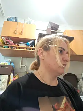 Malichkaanna30 online show from September 21, 2025, 8:30 am