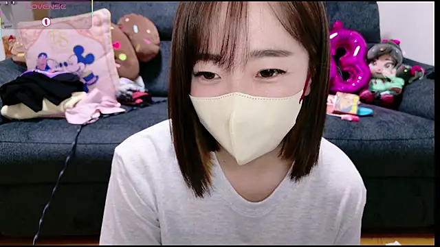 Rio chan  online show from April 14, 2026, 12:54 pm