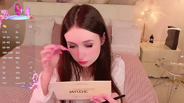 Snapshot of AliceLiddelle chatting on February 1, 2026, 4:49 pm AliceLiddelle online show from February 1, 2026, 4:49 pm