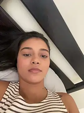 Snapshot of evely_coelloo chatting on March 13, 2025, 10:21 pm evely coelloo online show from March 13, 2025, 10:21 pm