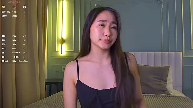 RizeShiro online show from April 19, 2026, 5:41 am