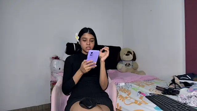 Snapshot of Michi_sexy chatting on July 16, 2026, 2:25 pm Michi sexy online show from July 16, 2026, 2:25 pm