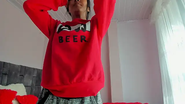 Snapshot of kitty_myers chatting on March 18, 2025, 1:44 pm kitty myers online show from March 18, 2025, 1:44 pm