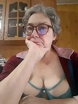 Snapshot of IrinaSweet54 chatting on September 23, 2025, 6:09 am IrinaSweet54 online show from September 23, 2025, 6:09 am