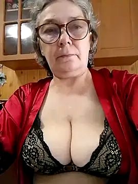 Snapshot of IrinaSweet54 chatting on June 25, 2026, 8:52 am IrinaSweet54 online show from June 25, 2026, 8:52 am