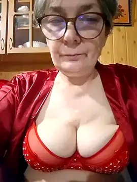 Snapshot of IrinaSweet54 chatting on March 5, 2025, 4:13 pm IrinaSweet54 online show from March 5, 2025, 4:13 pm