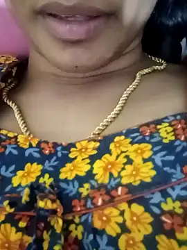 Snapshot of Ambika01 chatting on January 22, 2025, 1:32 pm Ambika01 online show from January 22, 2025, 1:32 pm