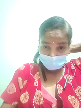 Snapshot of anusiya01 chatting on November 13, 2025, 4:33 pm anusiya01 online show from November 13, 2025, 4:33 pm