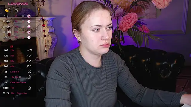 Snapshot of Ariell_Margot_ chatting on February 19, 2025, 6:32 pm Ariell Margot  online show from February 19, 2025, 6:32 pm