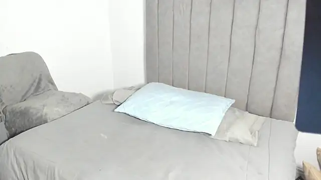 Snapshot of sarah__bigboobs chatting on November 27, 2025, 11:32 am sarah bigboobs online show from November 27, 2025, 11:32 am