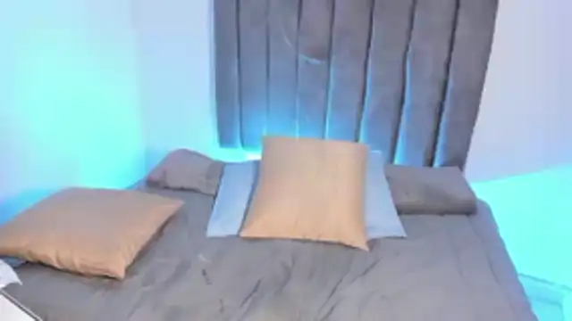 Snapshot of sarah__bigboobs chatting on November 17, 2025, 12:53 pm sarah bigboobs online show from November 17, 2025, 12:53 pm