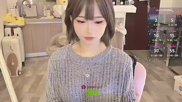 -XunMengLong- online show from December 10, 2024, 6:06 pm