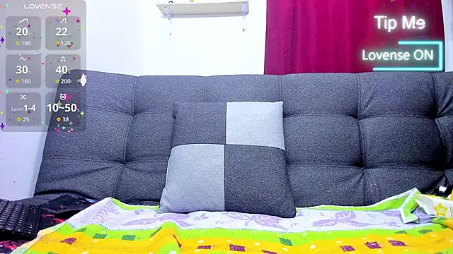 Snapshot of Princes_horny_69 chatting on October 16, 2025, 3:31 pm Princes horny 69 online show from October 16, 2025, 3:31 pm