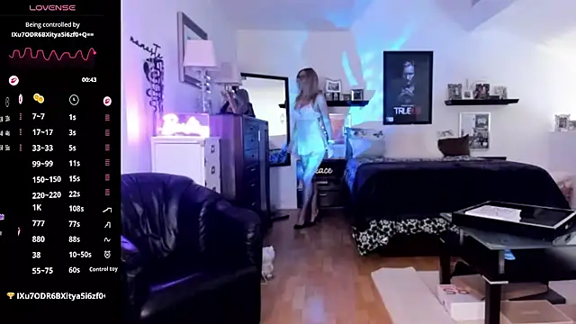 VelvetBarbie online show from March 13, 2026, 8:36 pm