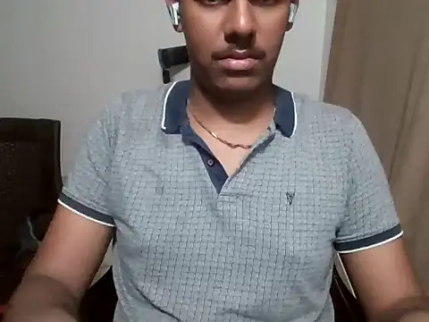 Snapshot of brownguy1234 chatting on March 22, 2025, 7:20 pm brownguy1234 online show from March 22, 2025, 7:20 pm