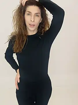 Snapshot of YourSuperModel chatting on September 27, 2025, 2:56 pm YourSuperModel online show from September 27, 2025, 2:56 pm