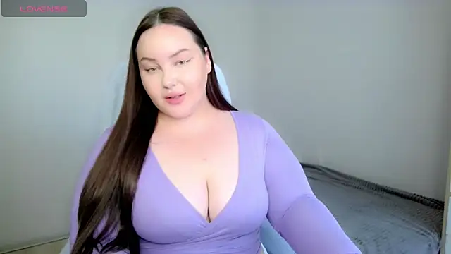 Snapshot of sensitive__girl chatting on August 4, 2026, 10:31 am sensitive girl online show from August 4, 2026, 10:31 am