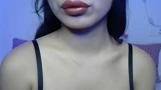 Snapshot of amrita2210 chatting on November 18, 2025, 5:27 pm amrita2210 online show from November 18, 2025, 5:27 pm