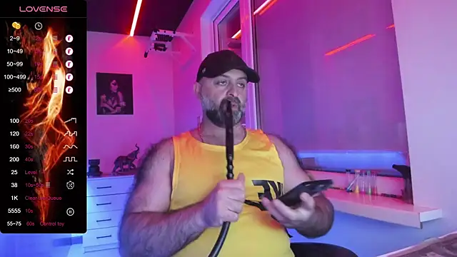 Snapshot of MAGABEAR077 chatting on June 2, 2026, 4:18 pm MAGABEAR077 online show from June 2, 2026, 4:18 pm