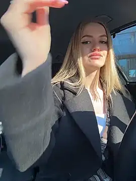 Devill Angel  online show from April 10, 2026, 6:09 am