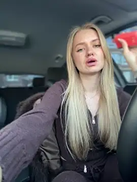 Devill Angel  online show from February 13, 2026, 10:04 am