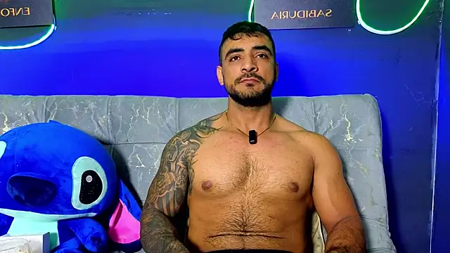 Snapshot of ERIC_HARRISON chatting on December 15, 2025, 1:44 am ERIC HARRISON online show from December 15, 2025, 1:44 am