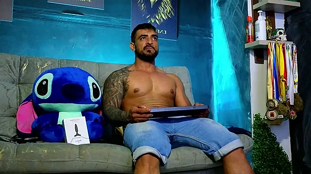 Snapshot of ERIC_HARRISON chatting on November 8, 2025, 8:29 am ERIC HARRISON online show from November 8, 2025, 8:29 am