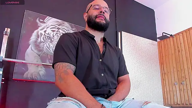 Luke  09 online show from November 2, 2025, 11:15 am