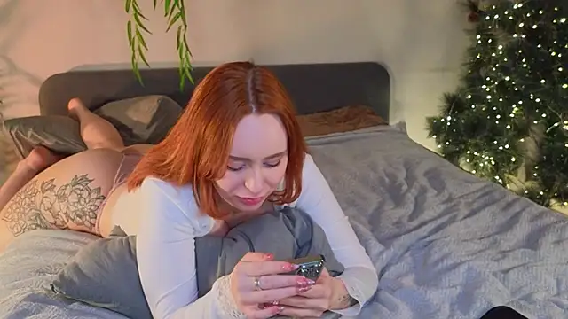 Snapshot of Call_Yes chatting on December 29, 2024, 1:24 am Call Yes online show from December 29, 2024, 1:24 am