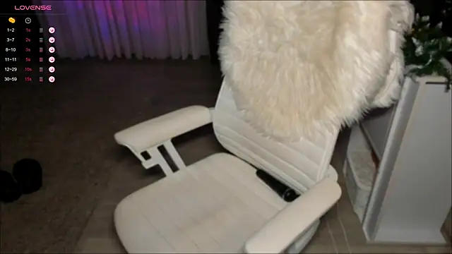 Snapshot of Lady__Boom chatting on January 31, 2025, 4:47 am Lady Boom online show from January 31, 2025, 4:47 am