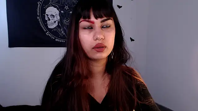 Snapshot of Little-Lucifer chatting on December 4, 2025, 5:23 pm Little-Lucifer online show from December 4, 2025, 5:23 pm