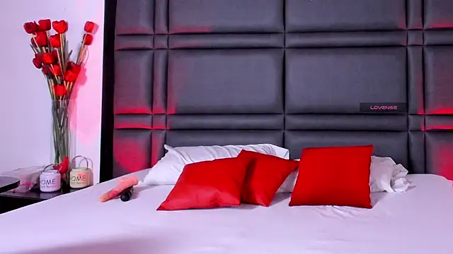 SaraDreamss online show from February 28, 2026, 3:11 pm