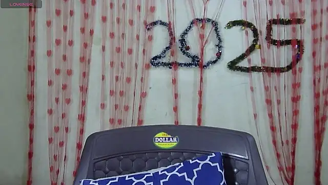 Snapshot of Preeti-Sexy chatting on March 5, 2025, 5:18 am Preeti-Sexy online show from March 5, 2025, 5:18 am