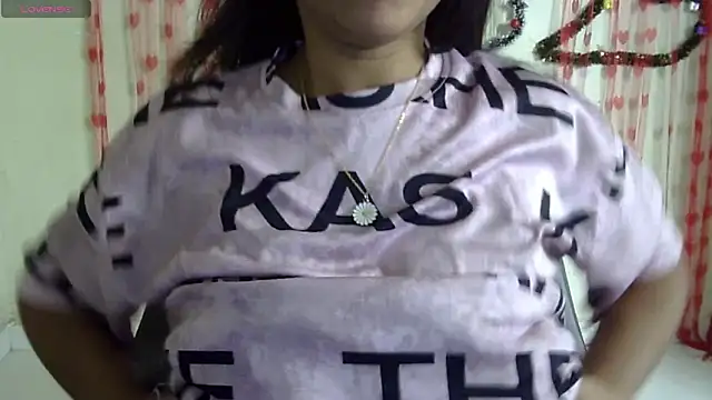 Snapshot of Preeti-Sexy chatting on March 4, 2025, 10:35 am Preeti-Sexy online show from March 4, 2025, 10:35 am