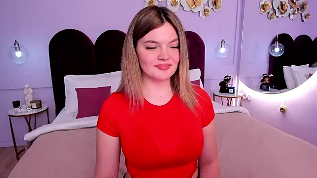 Snapshot of ZaraBloom chatting on March 11, 2025, 6:52 pm ZaraBloom online show from March 11, 2025, 6:52 pm