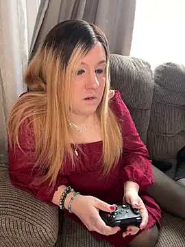 Snapshot of PuckBunny17 chatting on February 8, 2025, 5:29 pm PuckBunny17 online show from February 8, 2025, 5:29 pm