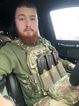 Snapshot of Artur6663 chatting on December 22, 2024, 12:05 pm Artur6663 online show from December 22, 2024, 12:05 pm