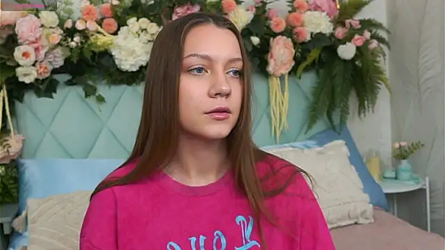 AliceBrayan online show from March 11, 2026, 5:07 pm