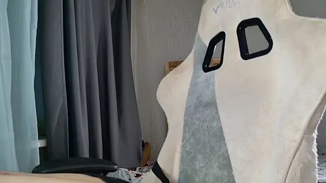 Miss Mia Murr online show from February 27, 2026, 4:23 am