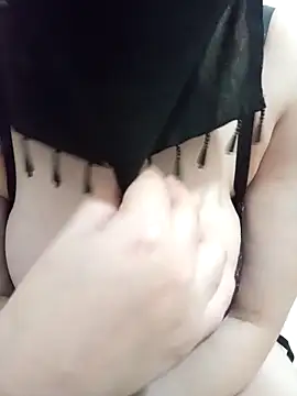 Snapshot of CocksDoctor10 chatting on October 18, 2025, 4:31 pm CocksDoctor10 online show from October 18, 2025, 4:31 pm