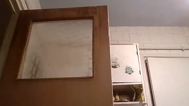 Snapshot of mariusica1@xh chatting on January 31, 2026, 8:18 pm mariusica1xh online show from January 31, 2026, 8:18 pm