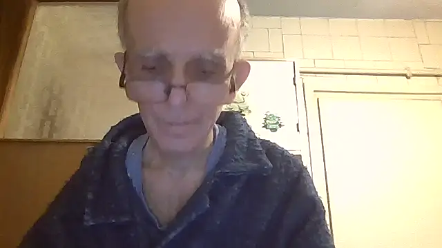 Snapshot of mariusica1@xh chatting on February 23, 2026, 6:19 pm mariusica1xh online show from February 23, 2026, 6:19 pm