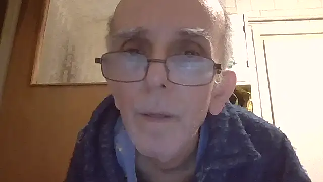 Snapshot of mariusica1@xh chatting on February 25, 2026, 7:14 pm mariusica1xh online show from February 25, 2026, 7:14 pm