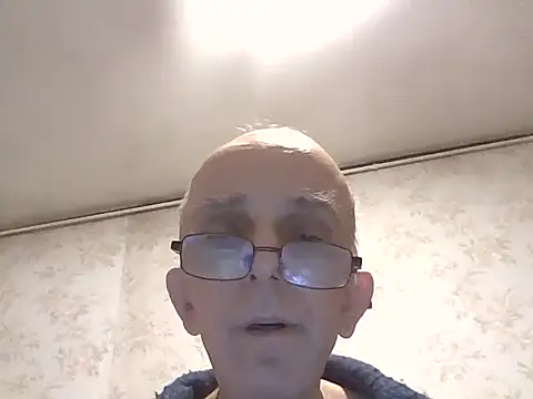 Snapshot of mariusica1@xh chatting on January 7, 2026, 4:01 pm mariusica1xh online show from January 7, 2026, 4:01 pm