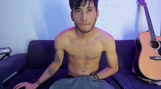 Snapshot of Henrikk_senn chatting on December 10, 2024, 3:12 pm Henrikk senn online show from December 10, 2024, 3:12 pm