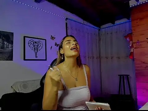 mykaelahoney online show from February 3, 2026, 6:11 am