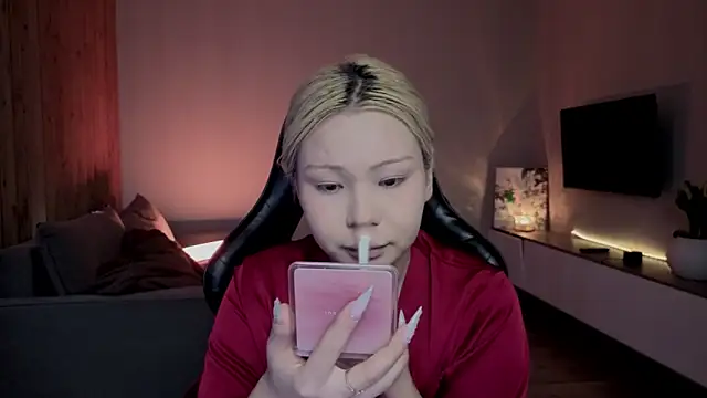 RileyMee online show from March 17, 2026, 3:31 am