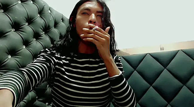 Snapshot of danna_veryhot_ chatting on March 6, 2025, 4:17 pm danna veryhot online show from March 6, 2025, 4:17 pm