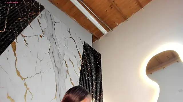 ebony hot1 online show from March 24, 2026, 1:33 pm