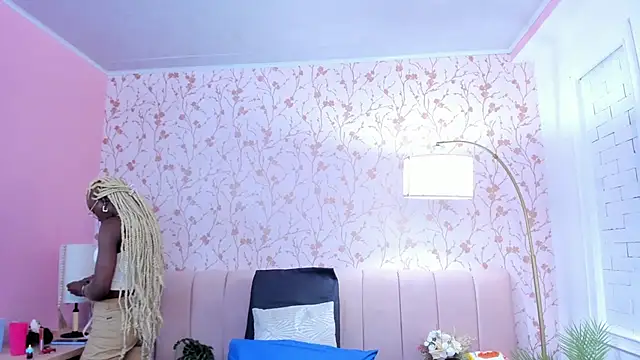 amber-hill online show from December 20, 2025, 5:10 am